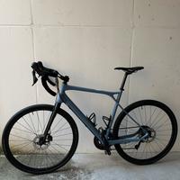 Gravel GT GRADE CARBON
