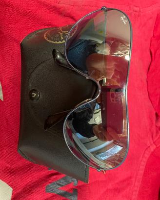 RAY BAN junior condizioni ottime originale.