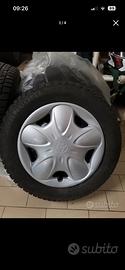 Cerchi e gomme termiche Toyota Yaris