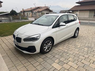 BMW 218i Active Tourer AT Advantage