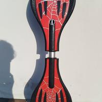 Waveboard - Skateboard a due ruote Spiderman
