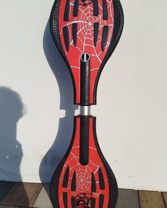 Waveboard - Skateboard a due ruote Spiderman