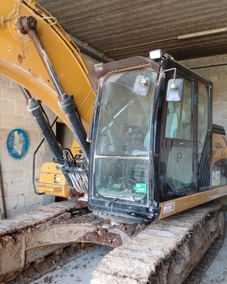 Escavatore Caterpillar mod.320D