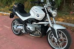 BMW R1200R