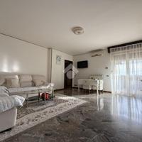 4 LOCALI A ORZINUOVI