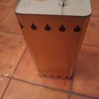 lattina  per olio verde c/tappo 5lt