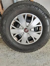 cerchi con gomme invernali michelin 225/75 R 16 C