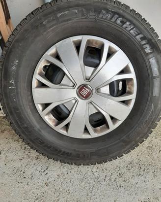 cerchi con gomme invernali michelin 225/75 R 16 C