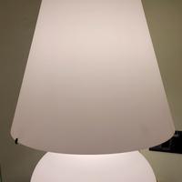 grande lampada da appoggio o da terra muranodue