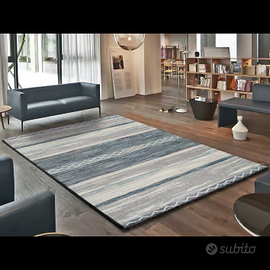 Tappeto 140x200 cm a 120€ prezzo negociabile
