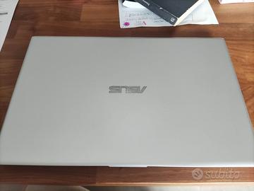 Notebook ASUS Vivobook 15 F512D