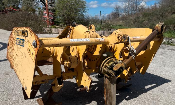 Vangatrice SELVATICI modello 1306