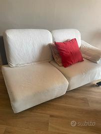 Divano sfoderato