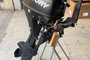 Motore fuoribordo mercury 9.9 2012 zero ore 4 temp