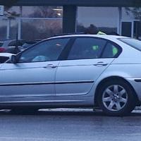 BMW Serie 3 E46 del 2003 SMEMBRO A PEZZI