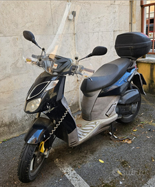 Aprilia Sport City 200 nero