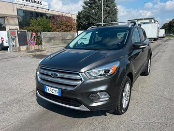Ford Kuga 2.0 TDCI 150 CV S&S 4WD Titanium