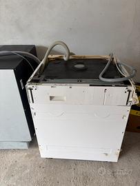 Lavastoviglie da incasso