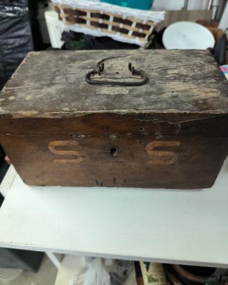 cassetta vintage  mobiletto antico