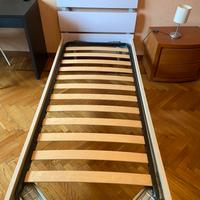 Letto singolo con doghe