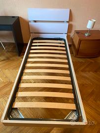 Letto singolo con doghe