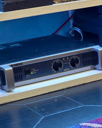 Yamaha p2500s