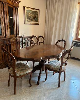Tavolo artigianale in legno con 6 sedie coordinate