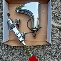 rubinetto con fotocellula 