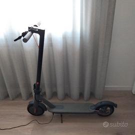 monopattino E-REINDEER guasto per ricambi 
