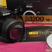 Nikon D3200 kit 18/55 VR  completa Accessori