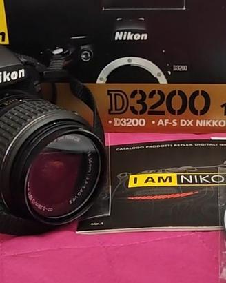 Nikon D3200 kit 18/55 VR  completa Accessori