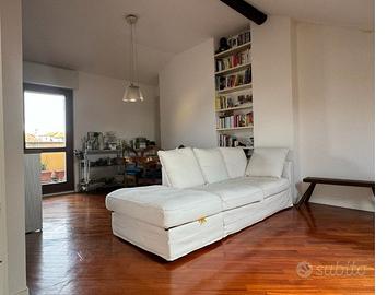 Bilocale arredato con balcone Loreto M1/M2