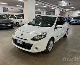 Renault Clio 1.2 tenuta molto bene!!!