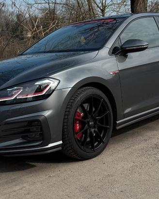 Cerchi 18 OZ HLT gommati- 5x112 - Golf 7/7.5