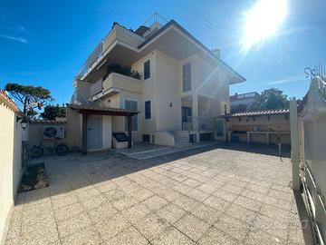 Porzione di villa a Fregene