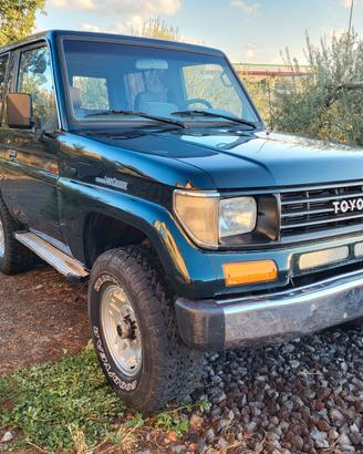Toyota land cruiser kzj70