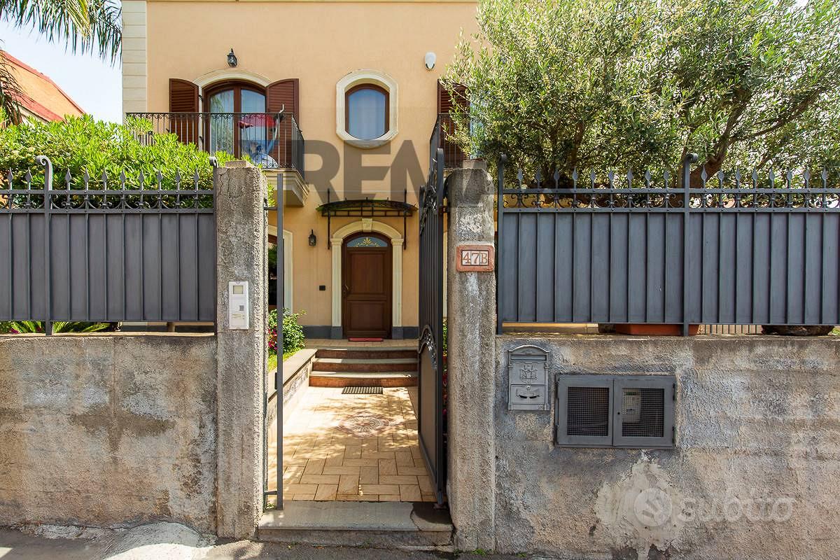 Villa singola - Misterbianco - Vista 5
