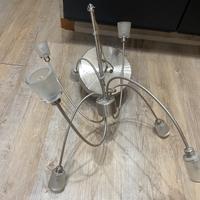 Lampadario a sei bracci con lampade led