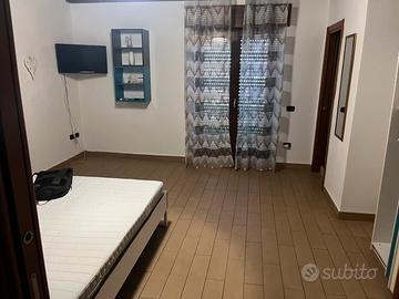 CAMERE IN APPARTAMENTO
