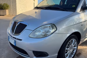 Lancia ypsilon multijet