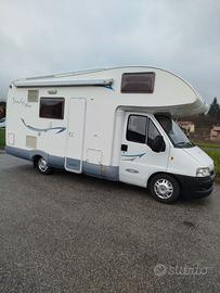 camper mansardato 6 posti