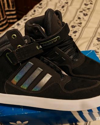 scarpe Adidas uomo AR 2.0 Nere 45 1/3