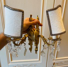 Applique in Ottone Dorato con Cristalli e Paralumi