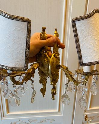 Applique in Ottone Dorato con Cristalli e Paralumi