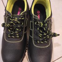 Scarpe antinfortunistiche