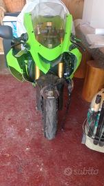 Moto Kawasaki