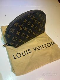 Pochette Louis Vuitton Monogram