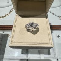 Anello in oro bianco 18 carati con diamante