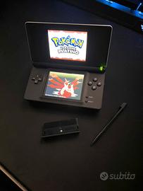 Nintendo DS lite guitar hero