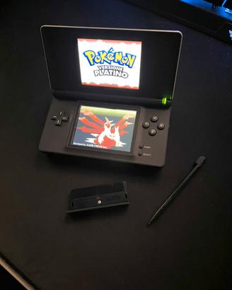 Nintendo DS lite guitar hero